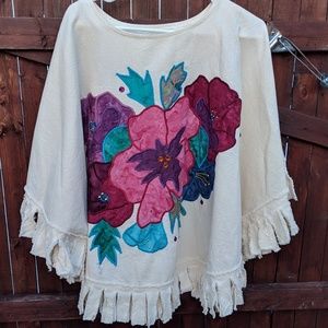 Alfredo's Wife Poncho One Size Floral fringe boho
